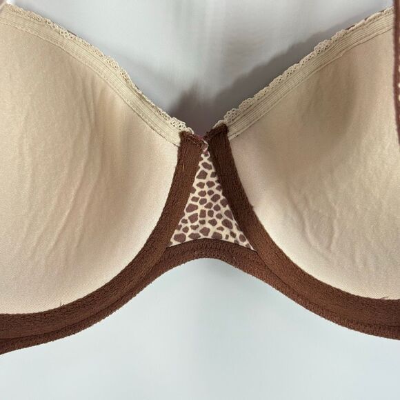 C26 Victoria’s Secret body by Victoria lined giraffe print Demi bra size 36C - Picture 5 of 7